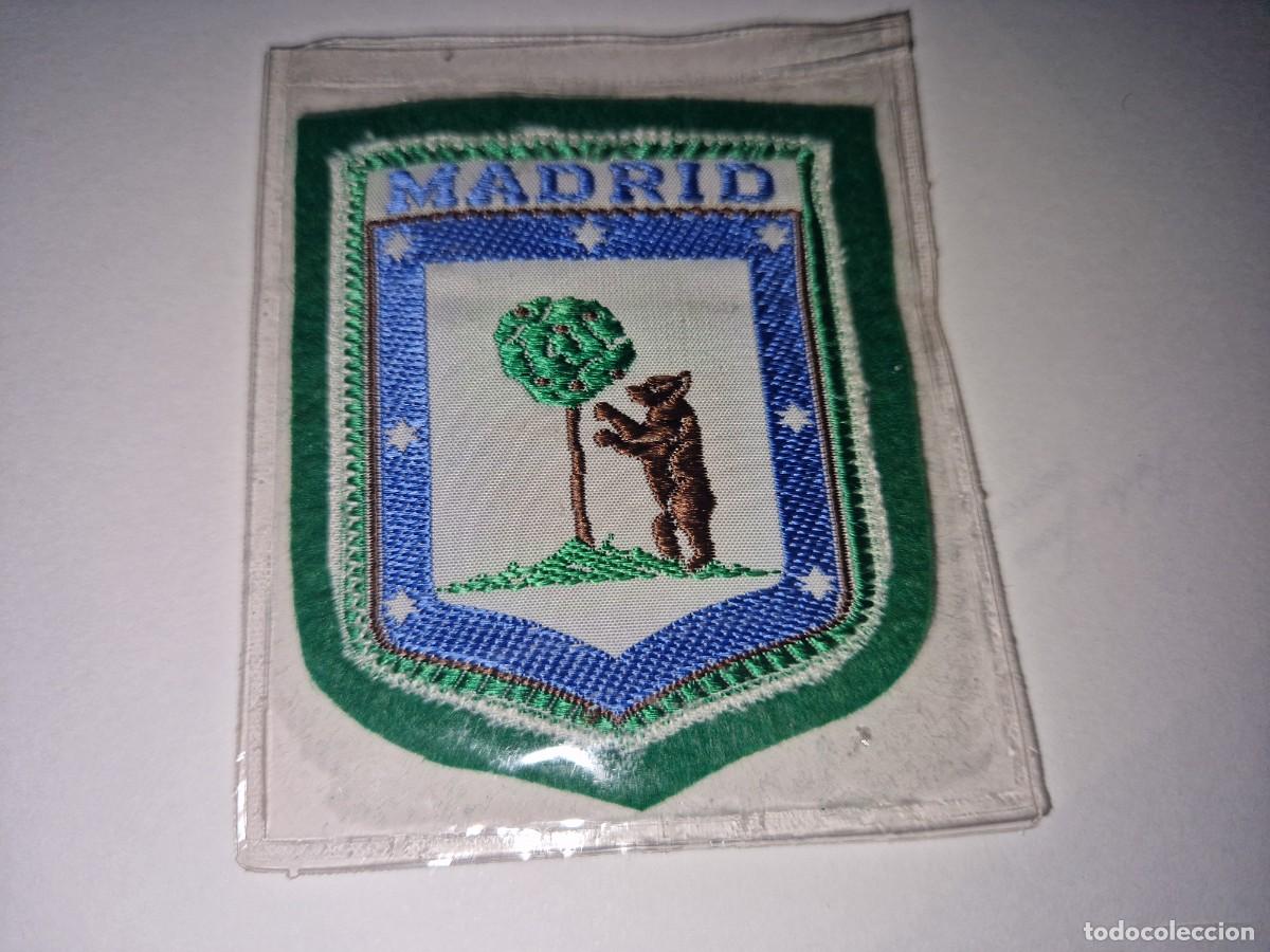 Antig&uuml;edades: ANTIGUO Escudo de Madrid de tela- PARA BORDADO ROPA