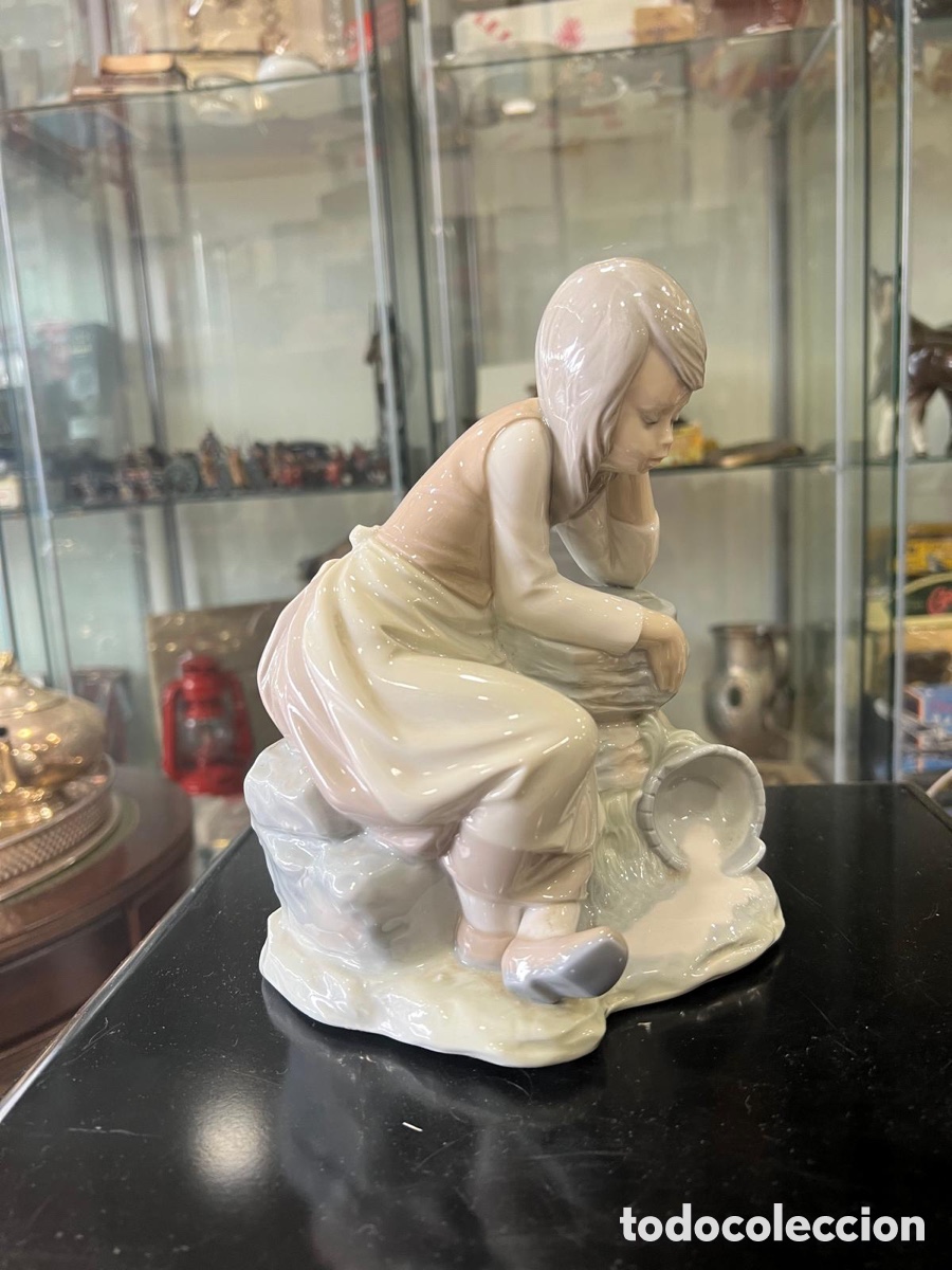 Antig&uuml;edades: Preciosa figura de NAO - Foto 3