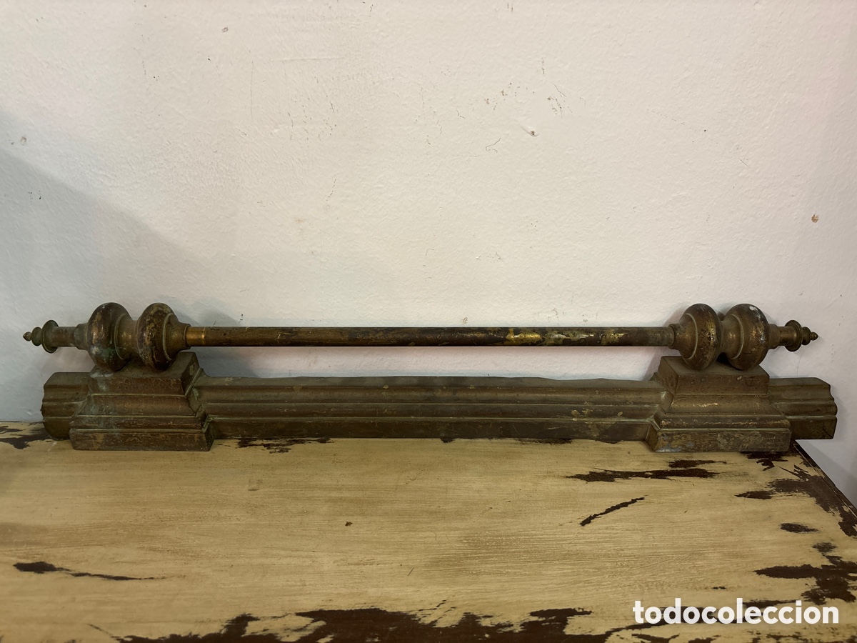 Antig&uuml;edades: Remate para fuego en bronce - Foto 1