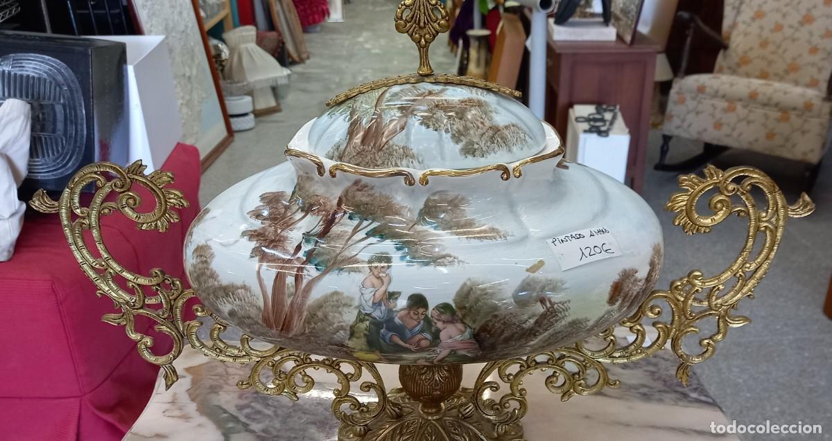 Antig&uuml;edades: Antigua sopera, centro de mesa pintada a mano - Foto 3