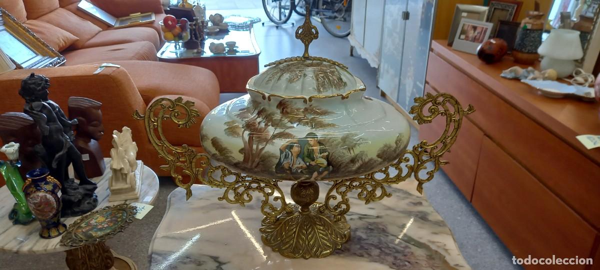 Antig&uuml;edades: Antigua sopera, centro de mesa pintada a mano - Foto 8