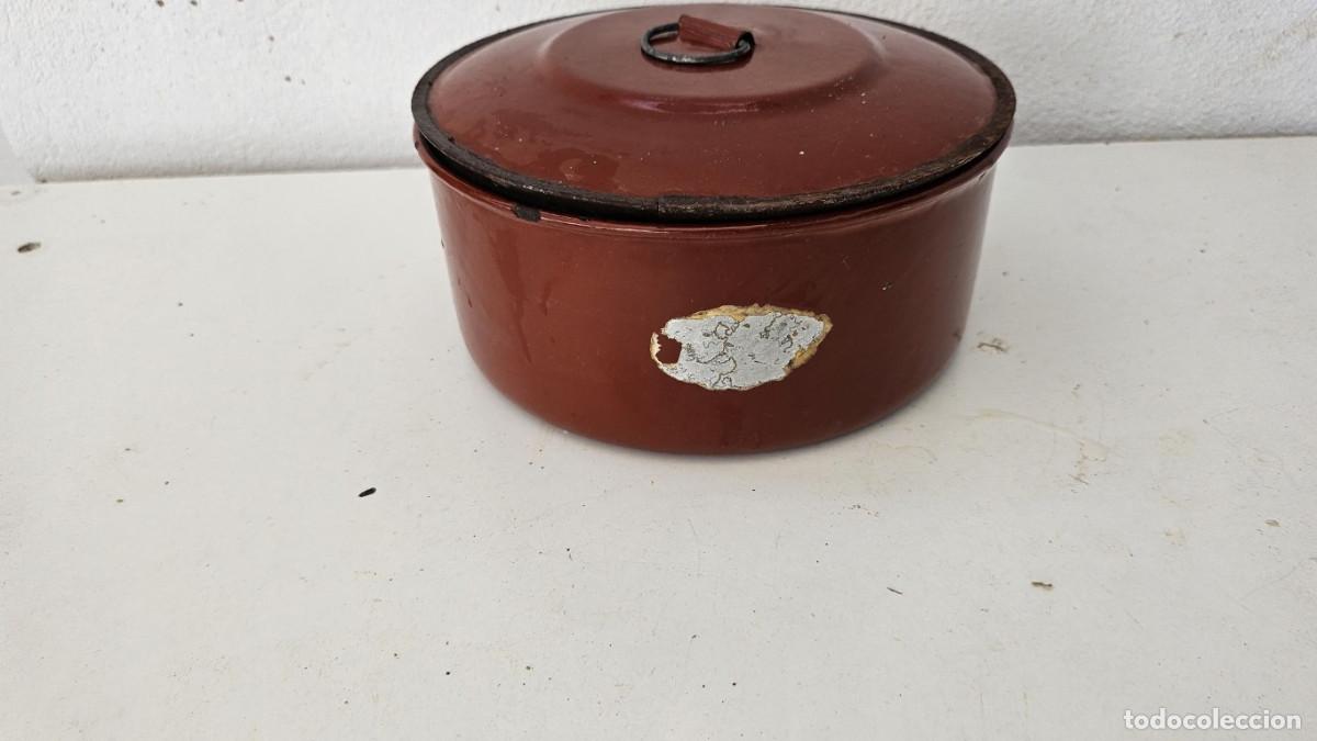 Antig&uuml;edades: cazuela antigua de laton ceramicado - Foto 1