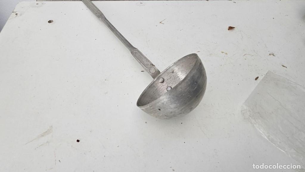 Antig&uuml;edades: cazo de aluminio antiguo - Foto 2