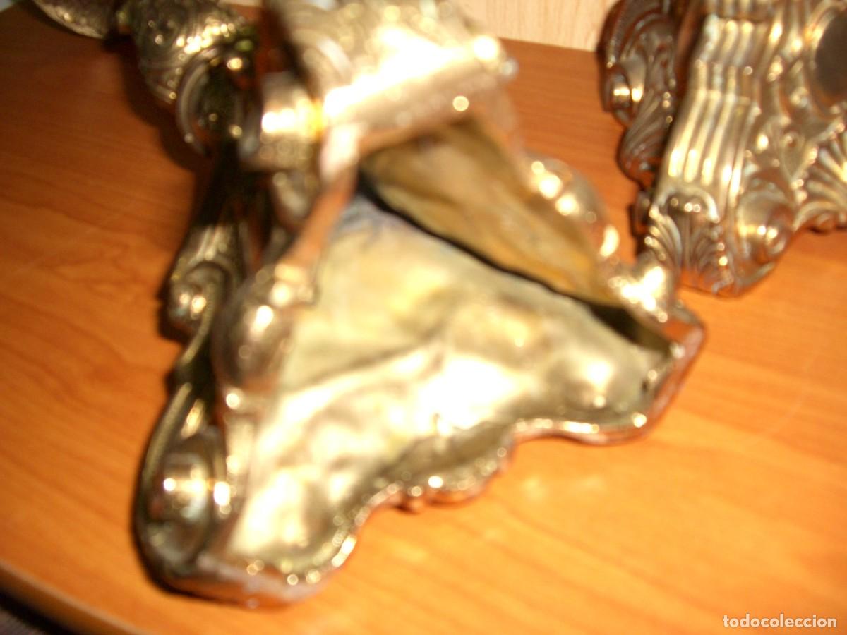 Antig&uuml;edades: CANDELEROS LIT&Uacute;RGICOS DE ALTAR EN BRONCE - Foto 9
