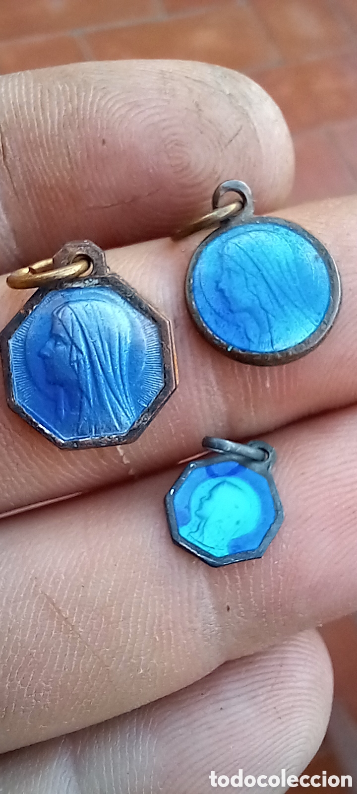 Antig&uuml;edades: MEDALLAS RELIGIOSAS AZULES - Foto 2