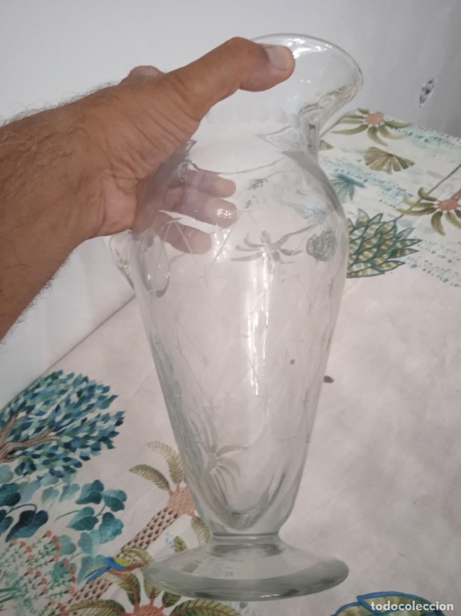 Antig&uuml;edades: Jarra antigua en cristal - Foto 2