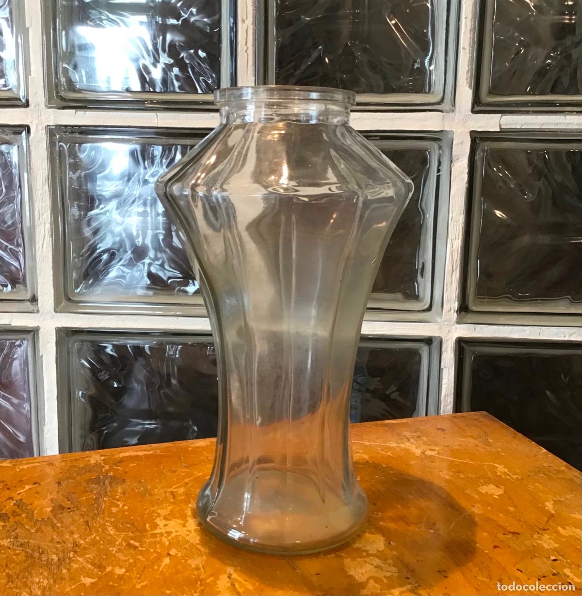 Antig&uuml;edades: ANTIGUO BOTE-JARRON DE CRISTAL - Foto 1