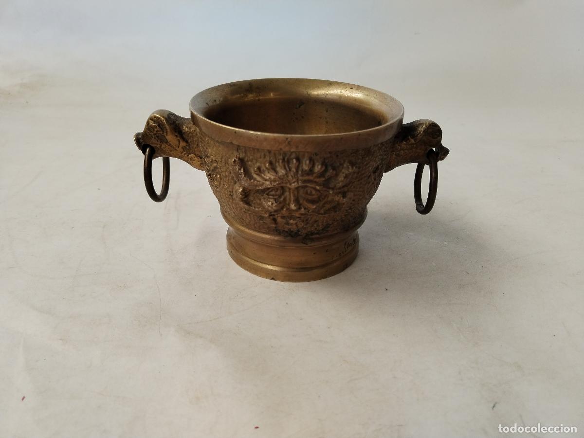 Antig&uuml;edades: almirez de bronce con dragones - Foto 5