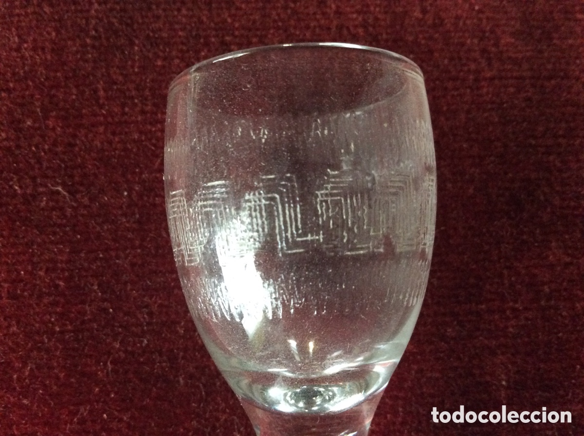 Antig&uuml;edades: Copa licor cristal checo - Foto 2