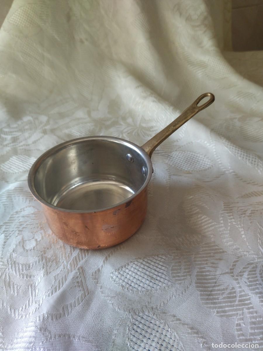 Antig&uuml;edades: Peque&ntilde;o cazo con mango de cobre y bronce. - Foto 3