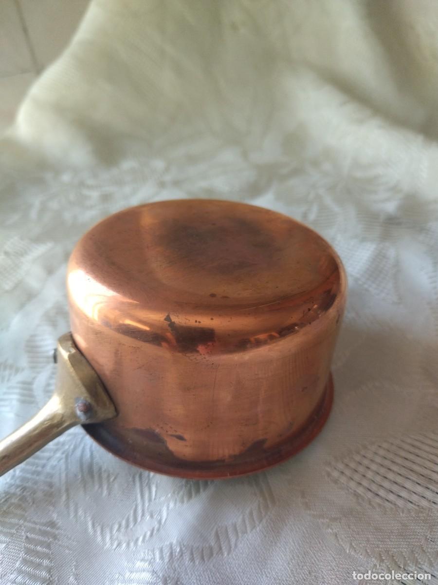 Antig&uuml;edades: Peque&ntilde;o cazo con mango de cobre y bronce. - Foto 7