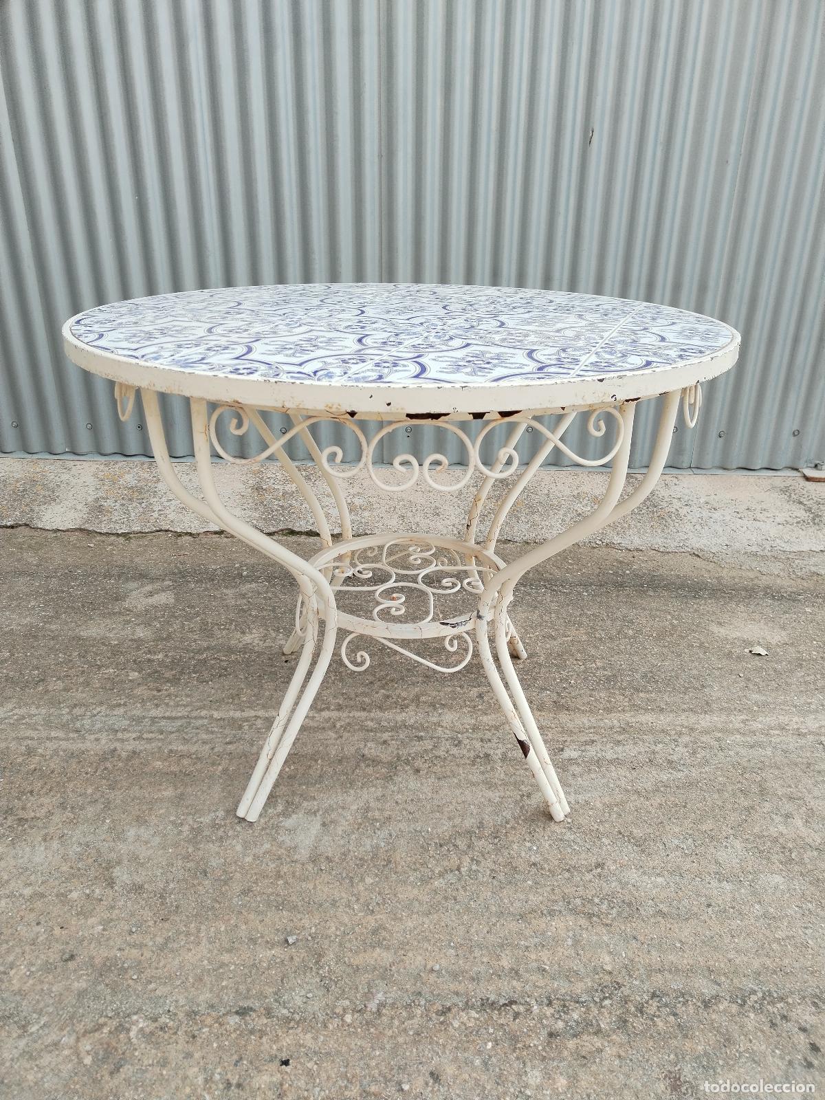 Antig&uuml;edades: mesa de hierro con azulejos azul - Foto 4
