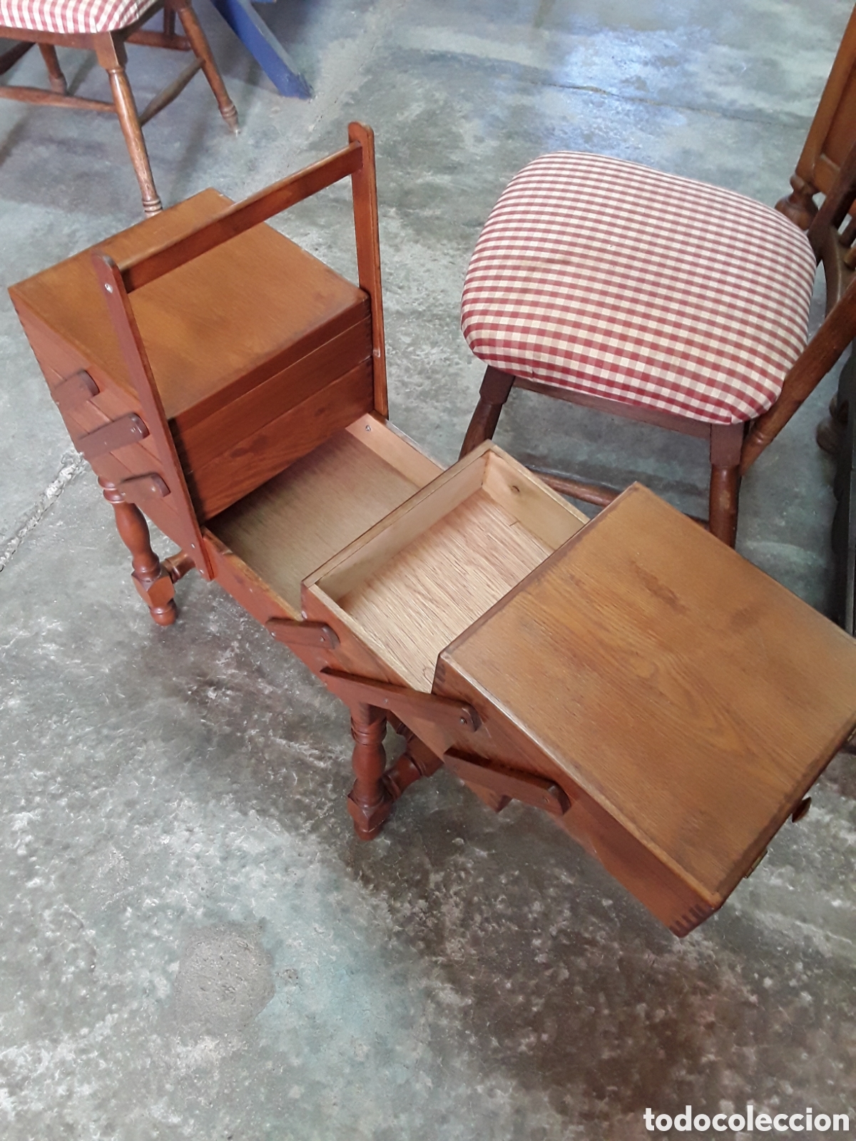 Antig&uuml;edades: Costurero de acorde&oacute;n en madera de haya - Foto 10
