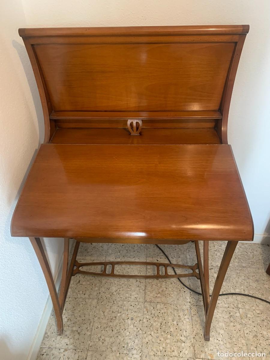 Antig&uuml;edades: Escritorio modernista - Foto 2