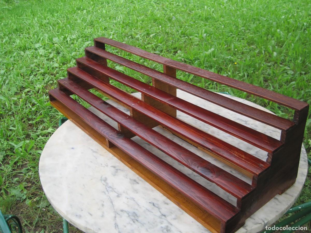 Antig&uuml;edades: ESCALERA DE MADERA - REPISA - BALDAS - MUEBLE EXPOSITOR - Foto 5