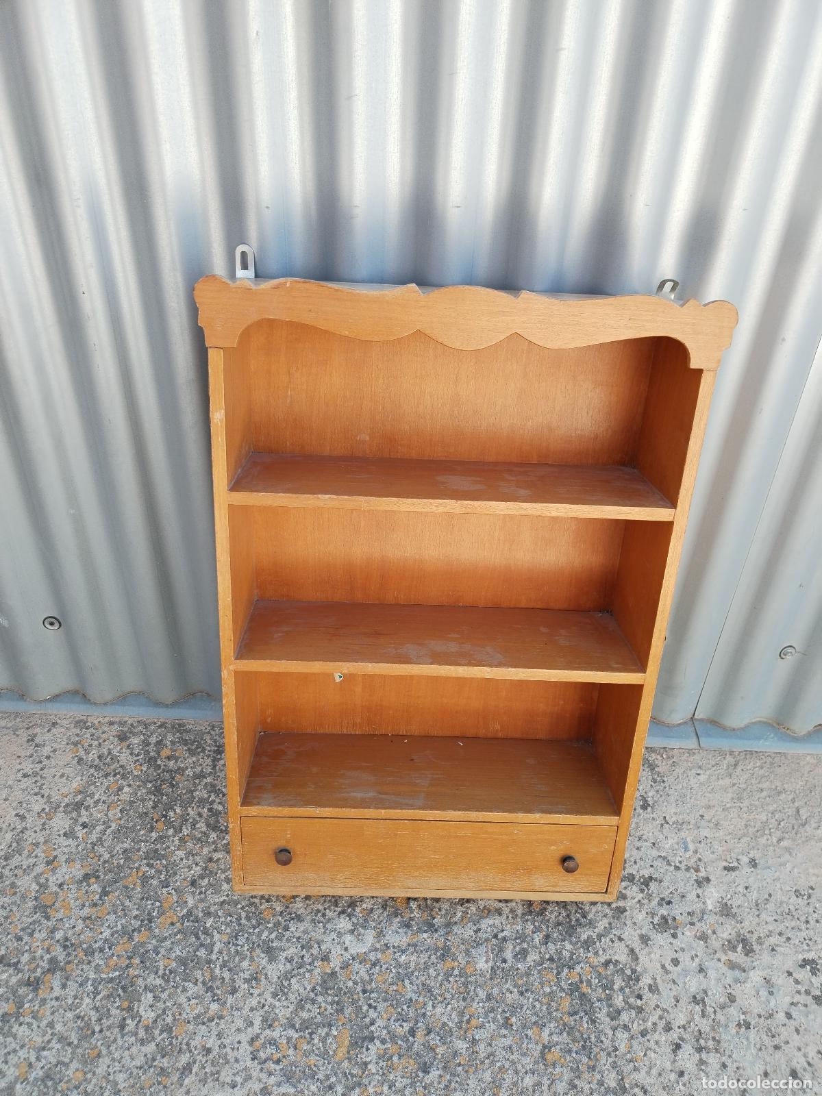 Antig&uuml;edades: repisa estanteria de pared de madera - Foto 1