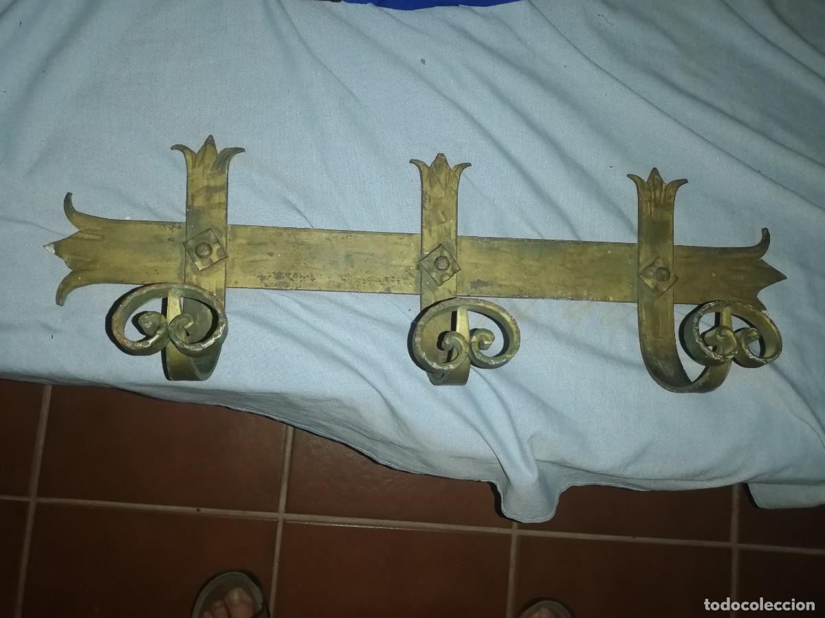 Antig&uuml;edades: Perchero rustico de hierro macizo - Foto 2