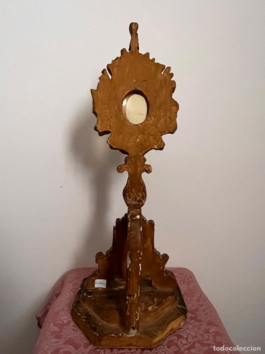 Antig&uuml;edades: Relicario de madera s. XVIII - Foto 10
