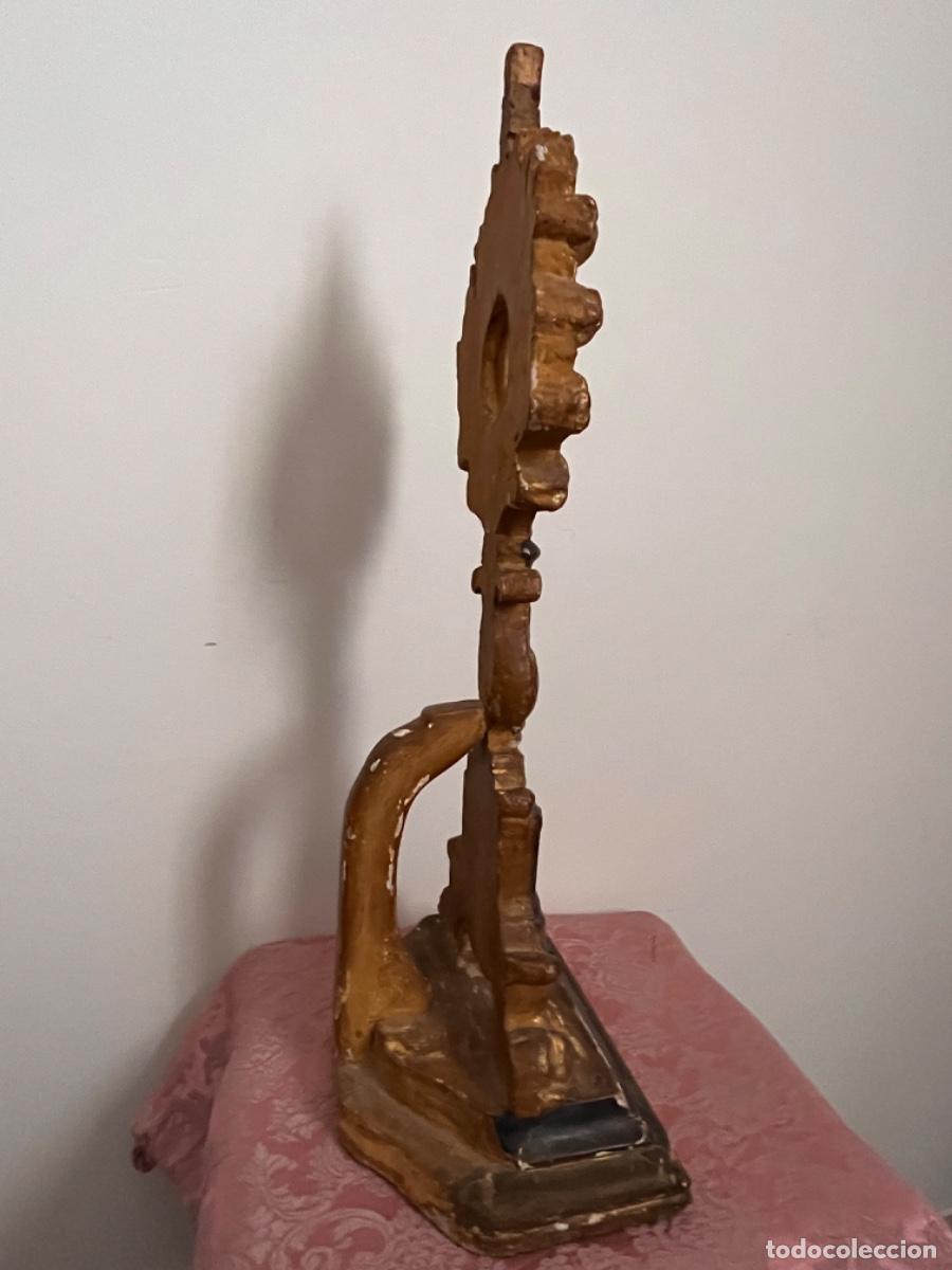 Antig&uuml;edades: Relicario de madera s. XVIII - Foto 13