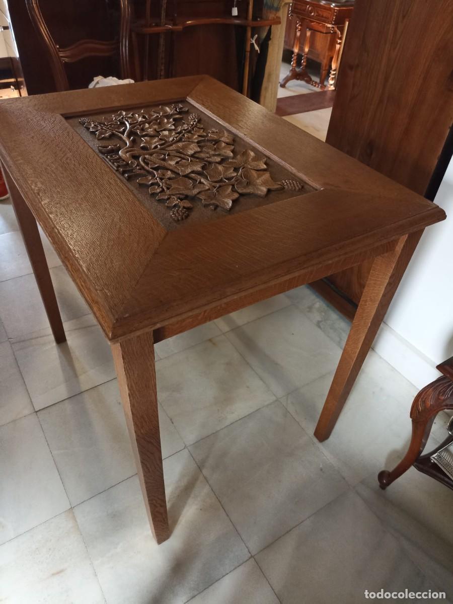 Antig&uuml;edades: Mesa de roble tallada a&ntilde;o 1912 - Foto 2