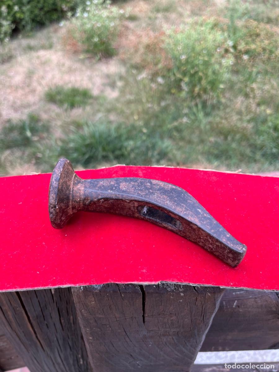 Antig&uuml;edades: Martillo zapatero, hierro - Foto 1