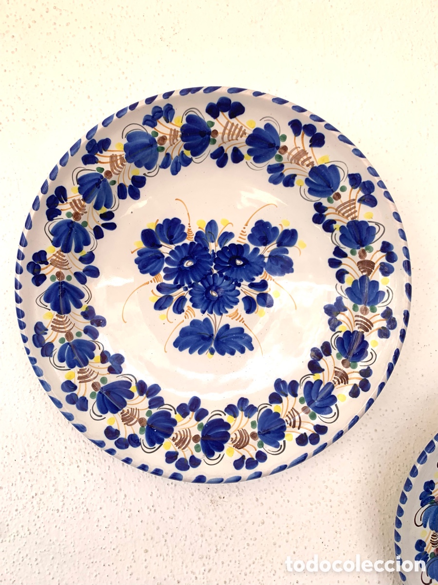 Antig&uuml;edades: PAREJA DE PLATOS DE TALAVERA - Foto 3