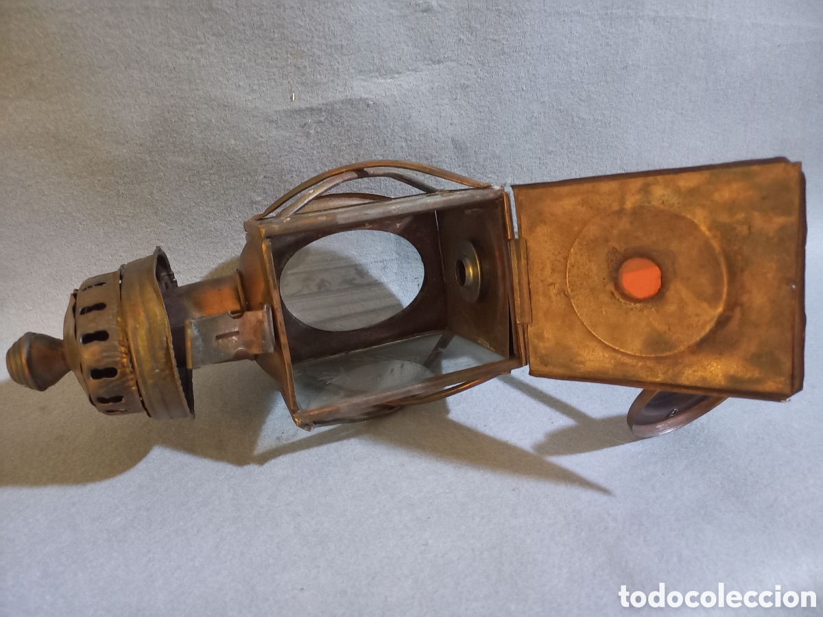 Antig&uuml;edades: Farol de carruaje de lat&oacute;n - Foto 1