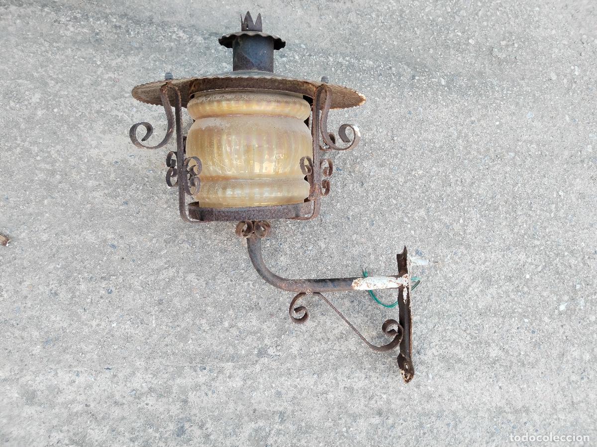 Antig&uuml;edades: 2 faroles apliques antiguos de forja - Foto 6