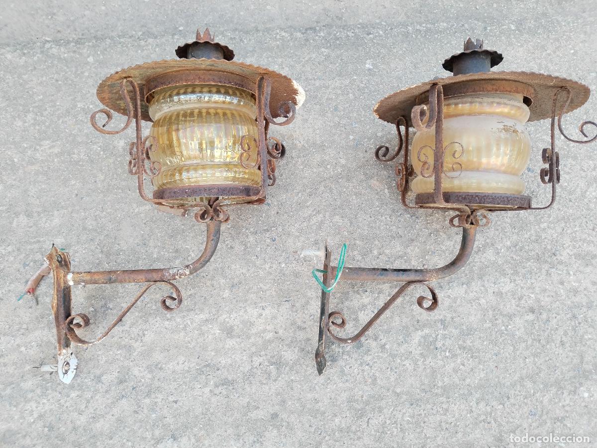 Antig&uuml;edades: 2 faroles apliques antiguos de forja - Foto 1