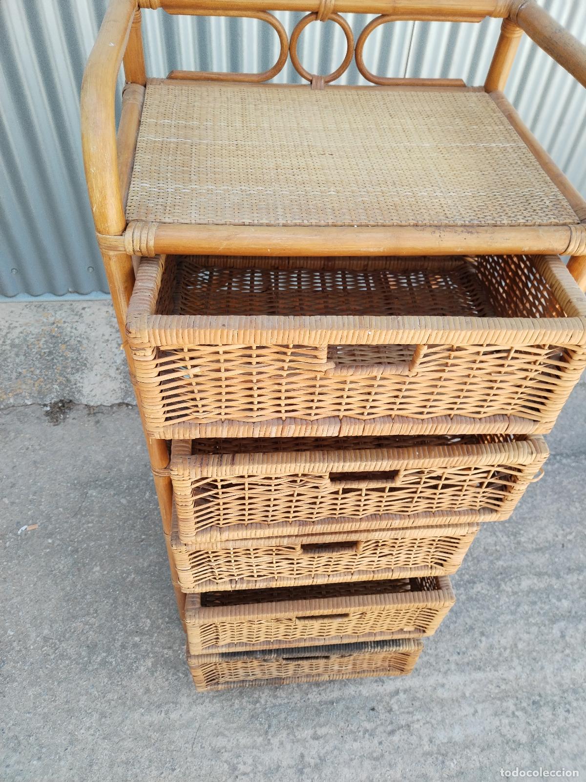 Antig&uuml;edades: cajonera de mimbre ratt&aacute;n - Foto 2