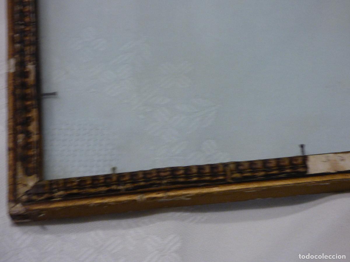 Antig&uuml;edades: Marco de madera,con cristal.Para restaurar. - Foto 2