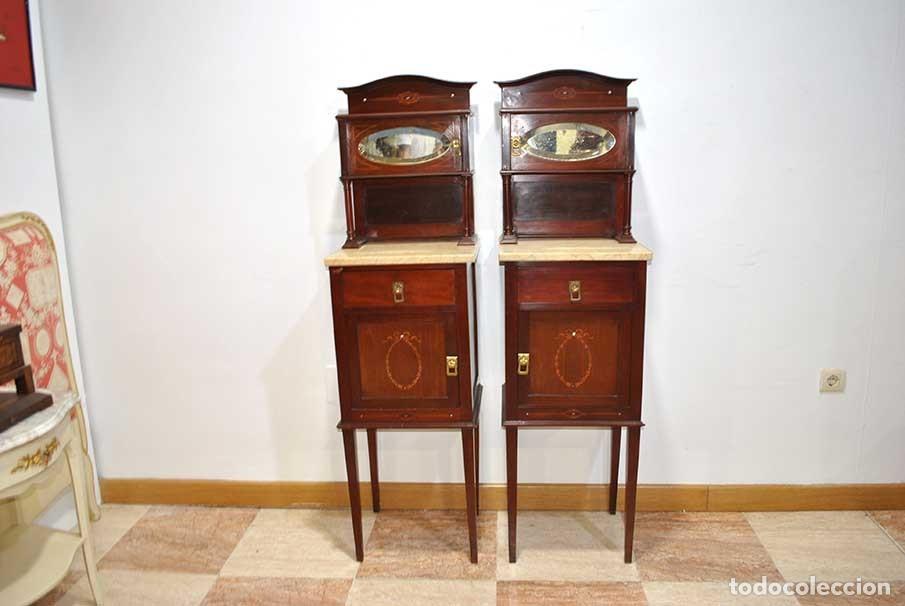 Antig&uuml;edades: PAREJA DE MESITAS MODERNISTAS - Foto 3