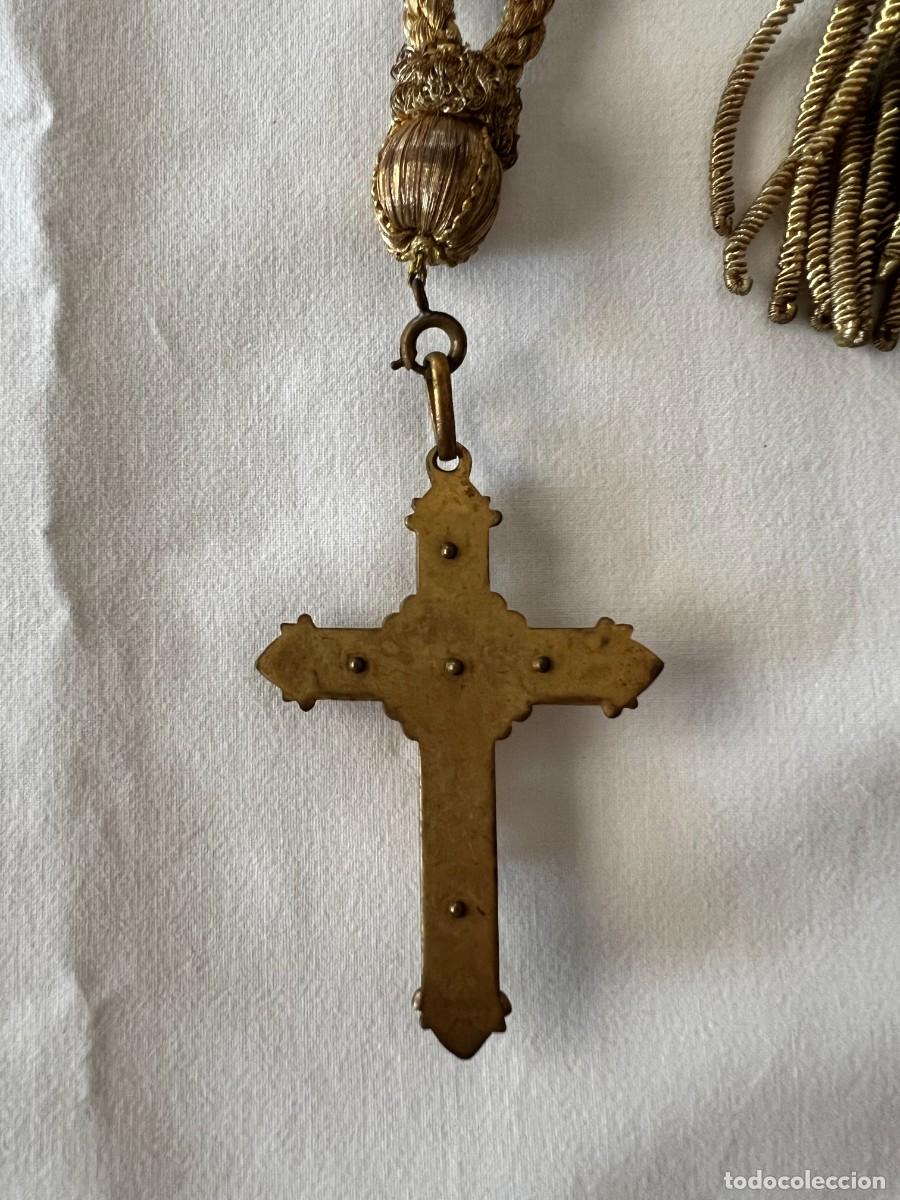 Antig&uuml;edades: Crucifijo de comuni&oacute;n antiguo con cord&oacute;n - Foto 3