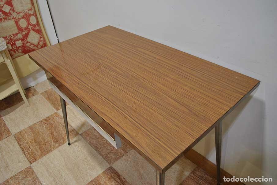 Antig&uuml;edades: MESA DE COCINA ESTILO VINTAGE - Foto 3