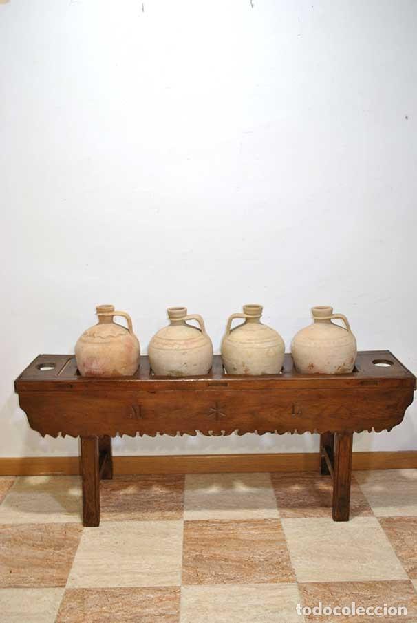 Antig&uuml;edades: C&Aacute;NTARA DE MADERA CON C&Aacute;NTAROS DE BARRO - Foto 1
