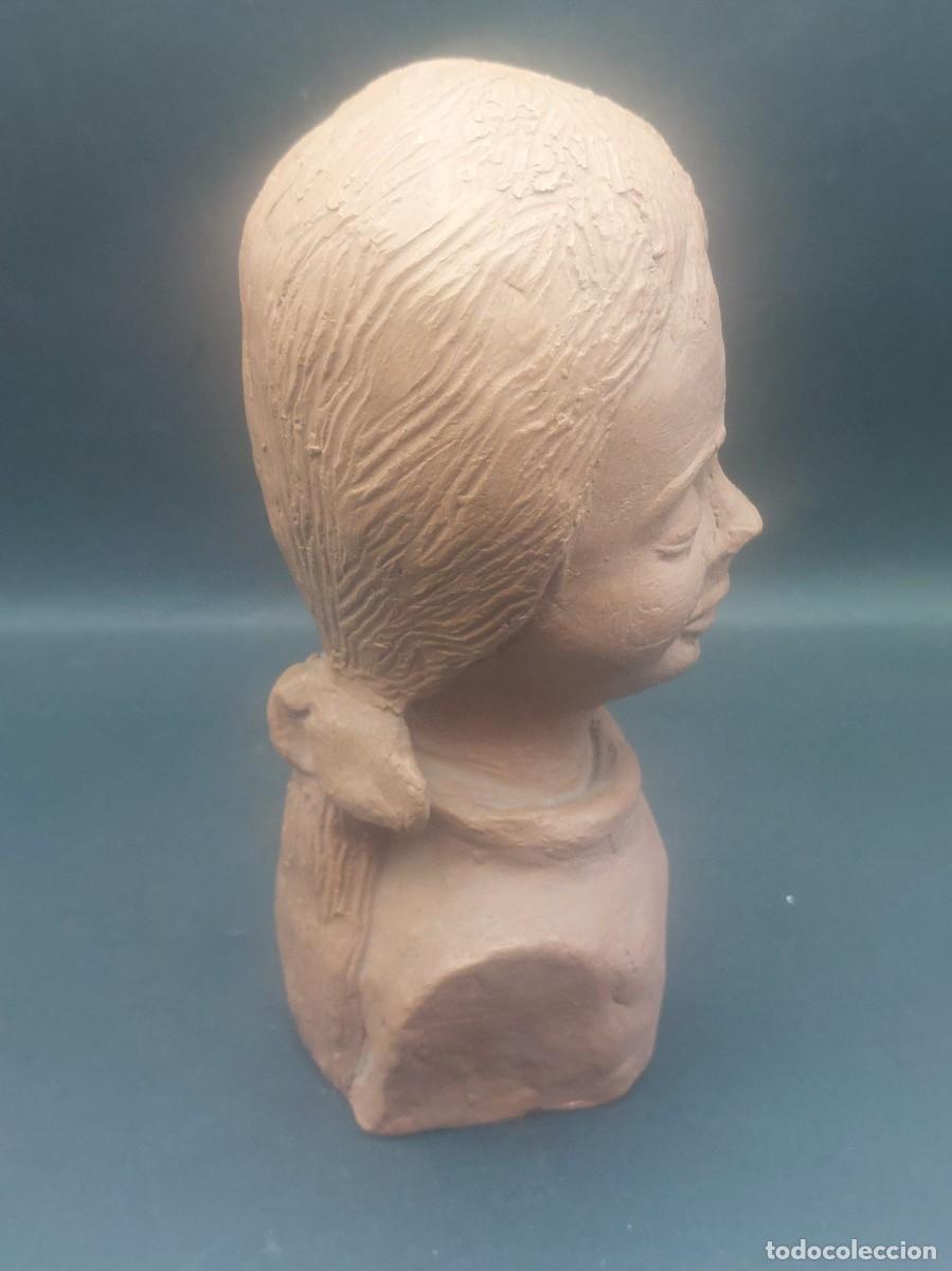 Antig&uuml;edades: ESCULTURA MUJER EN BARRO - Foto 2