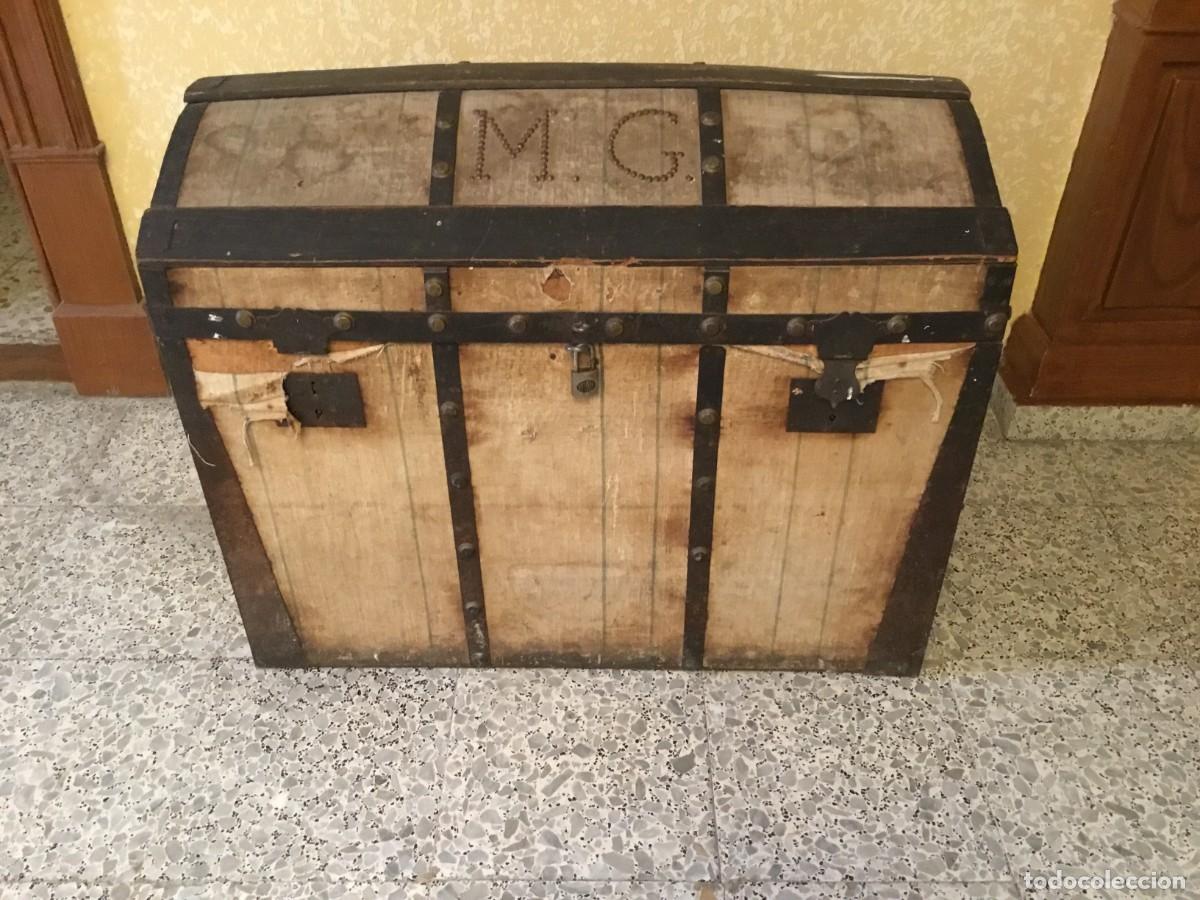 Antig&uuml;edades: Ba&uacute;l antiguo de madera - Foto 1