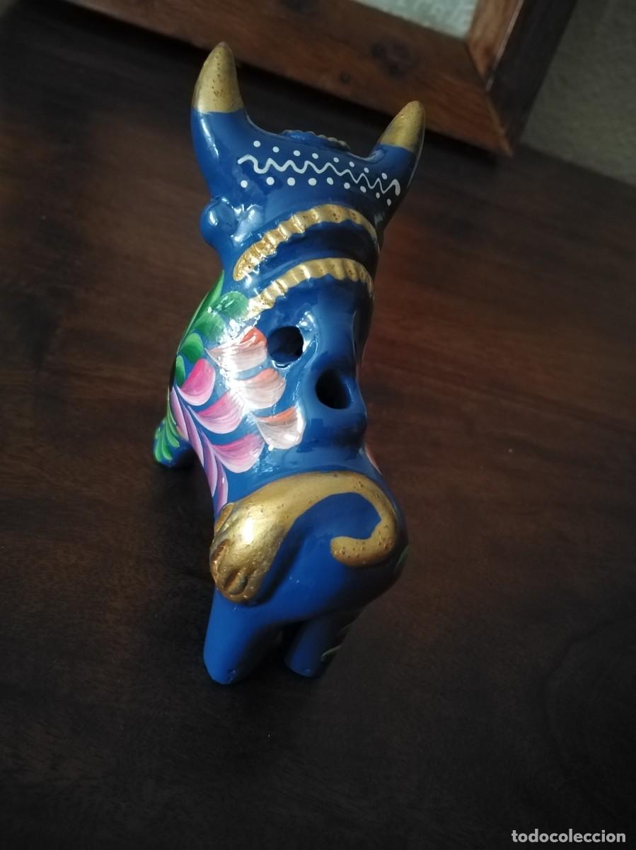 Antig&uuml;edades: Torito Pucar&aacute;. Per&uacute;, pintado a mano. - Foto 6