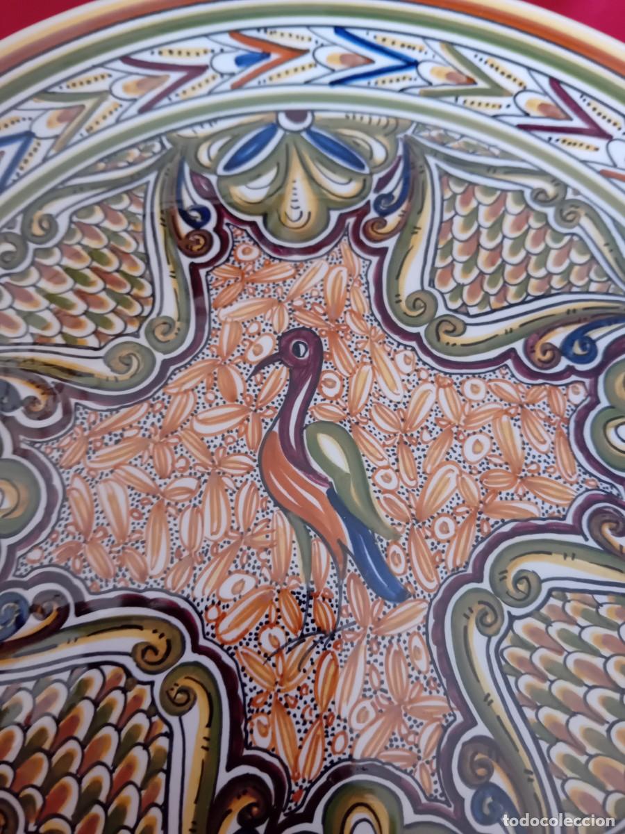 Antig&uuml;edades: Plato de cer&aacute;mica con p&aacute;jaro - Foto 2