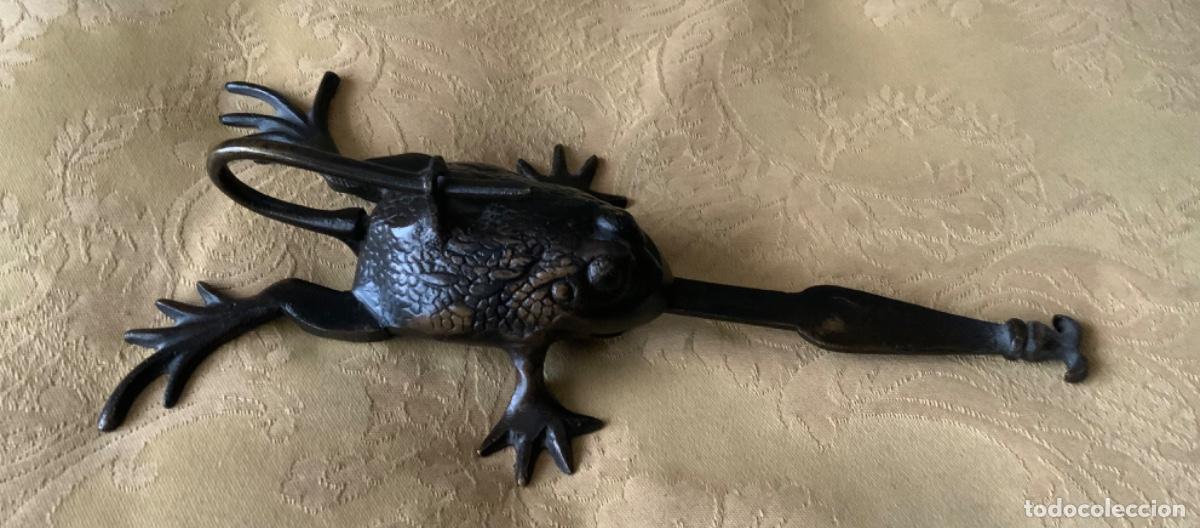 Antig&uuml;edades: ANTIGUO CANDADO BRONCE RANA - Foto 6