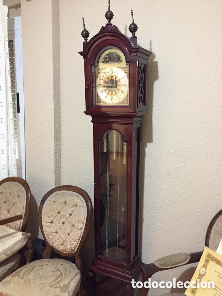 Antig&uuml;edades: Reloj carillon con pendulo - Foto 1