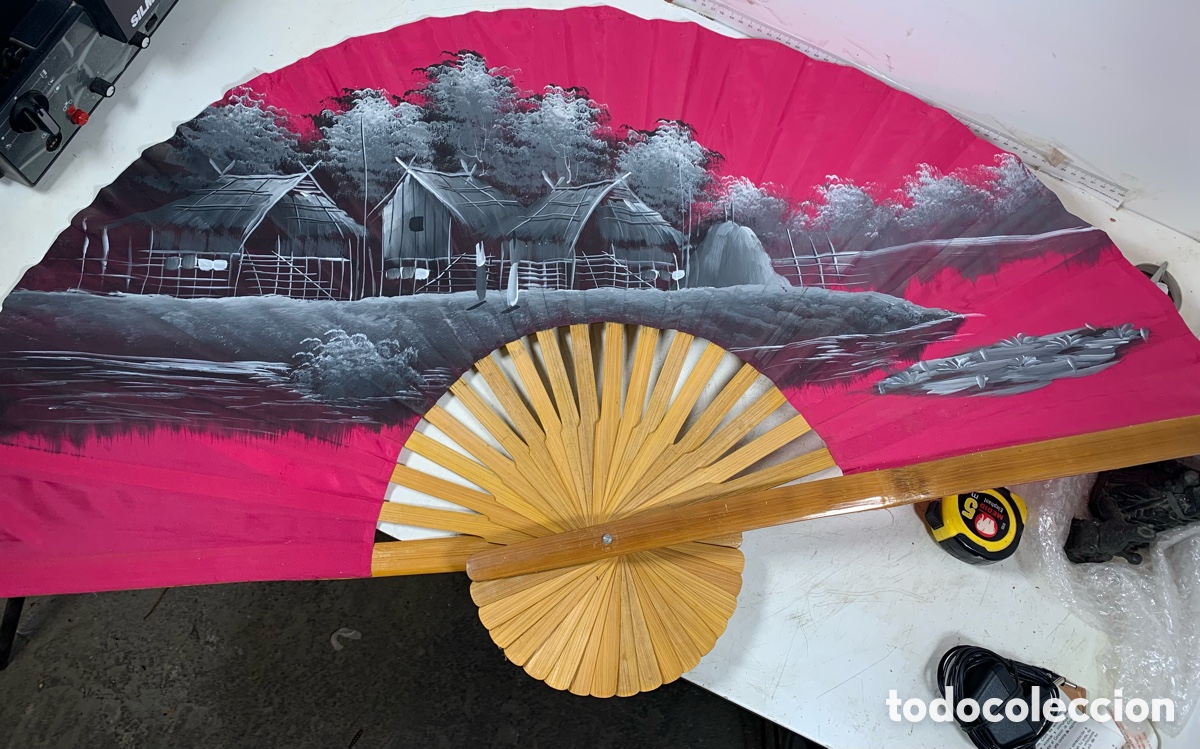 Antig&uuml;edades: 01_ gran abanico pintado - Foto 1