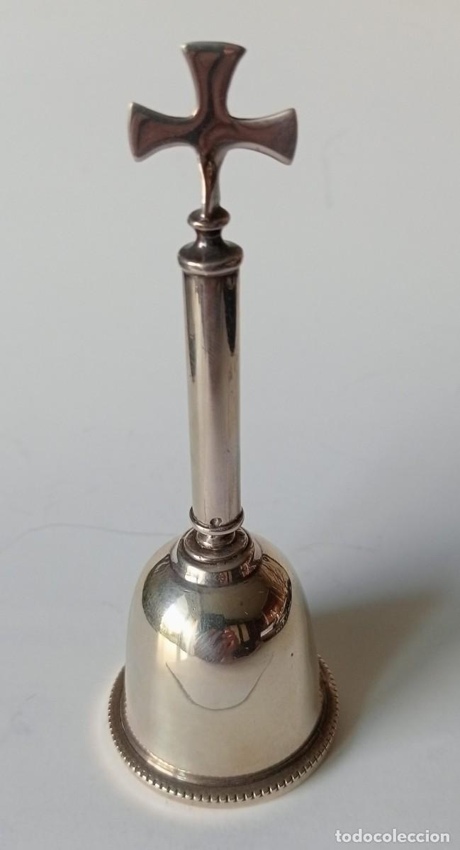Antig&uuml;edades: Campanilla de iglesia de plata - Foto 1