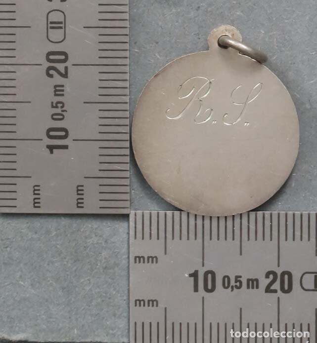 Antig&uuml;edades: MEDALLA. VIRGEN CON EL NI&Ntilde;O. PLATA - Foto 2
