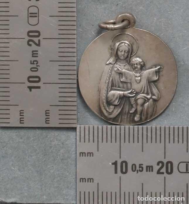 Antig&uuml;edades: MEDALLA. VIRGEN CON EL NI&Ntilde;O. PLATA - Foto 1