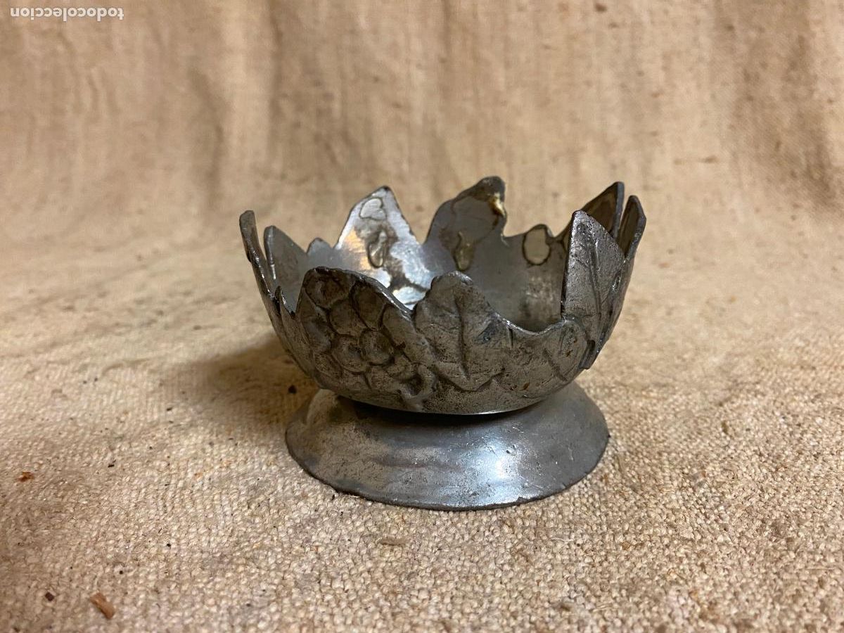 Antig&uuml;edades: base de esta&ntilde;o para jarron - Foto 1