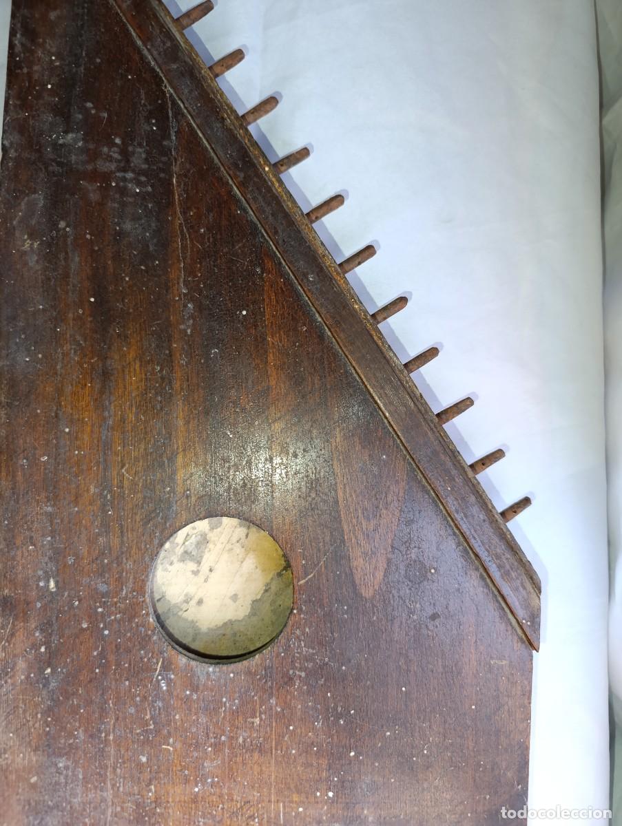 Antig&uuml;edades: Citara de madera de roble - Foto 3