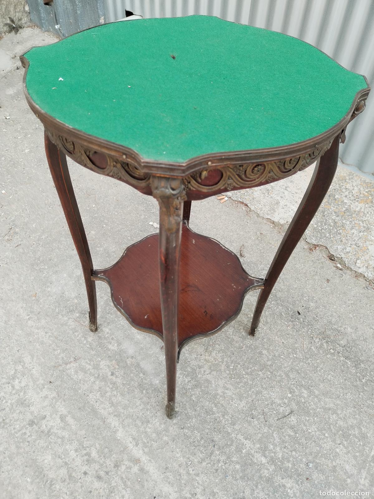 Antig&uuml;edades: mesa auxiliar de madera y bronce - Foto 4