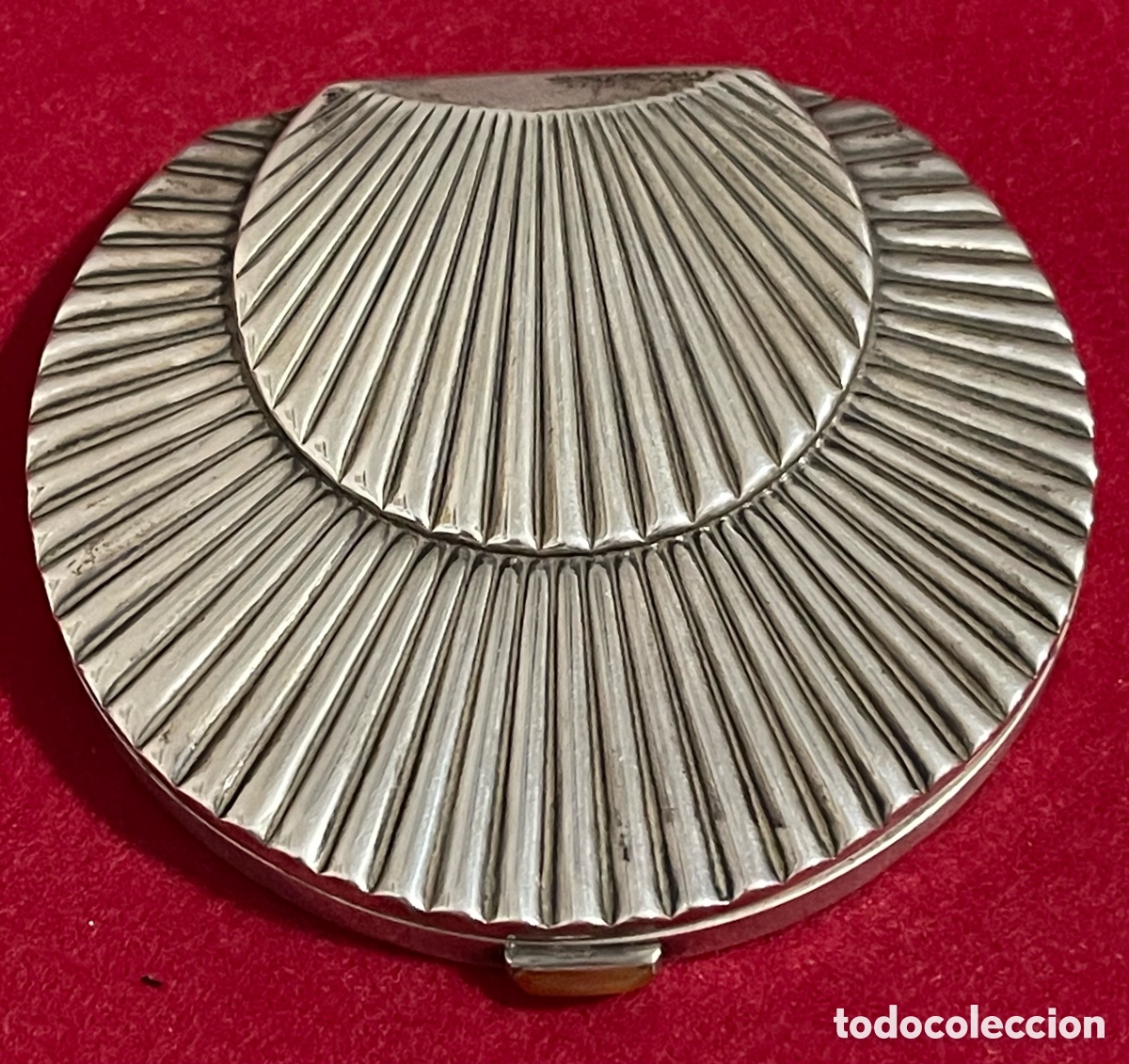 Antig&uuml;edades: Preciosa polvera, de &eacute;poca Art Deco, en plata de ley. - Foto 1
