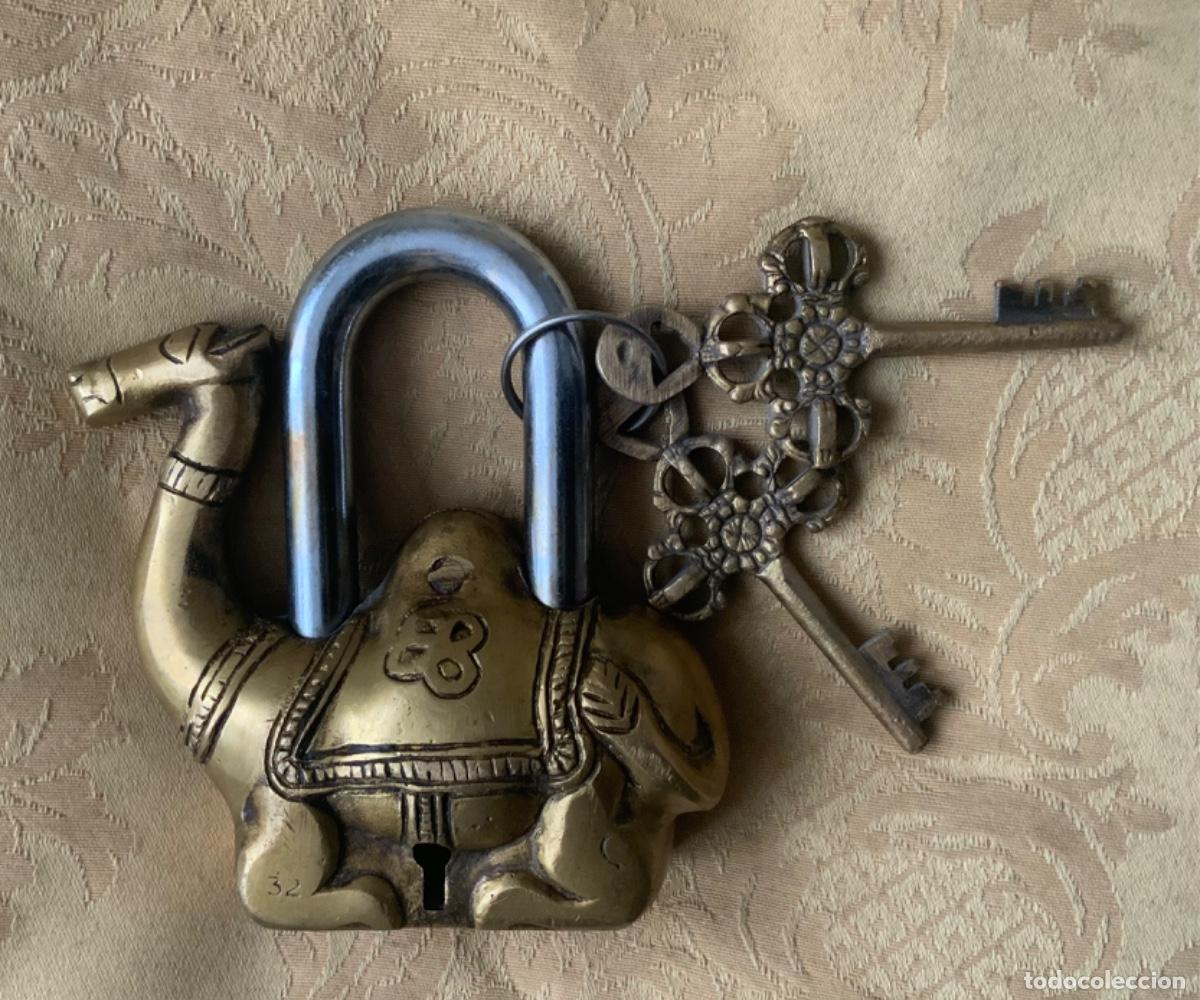 Antig&uuml;edades: CANDADO DE BRONCE CAMELLO SULTANATO DE OMAN - Foto 5